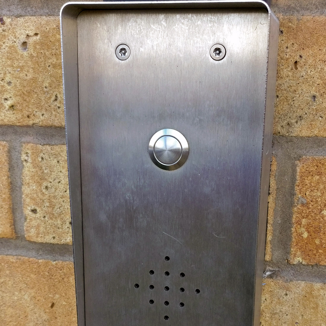 Intercom Face